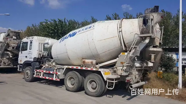江淮豪沃13年6月份车，前2后八搅拌罐，12方 - 图片 2