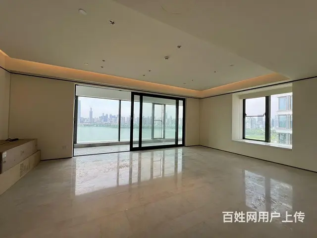 长江中心 270度看江 武昌豪宅代表 4房3卫 大 - 图片 2