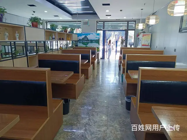 C10699位于昌吉市健康东路海棠天街附近临街餐饮旺铺转让 - 图片 4
