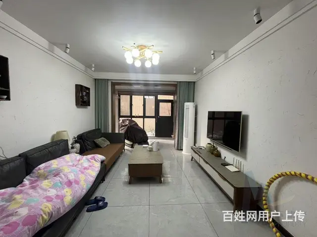 国贸公园盛世2室1厅1卫1阳台高档家私电，设施完善 - 图片 1