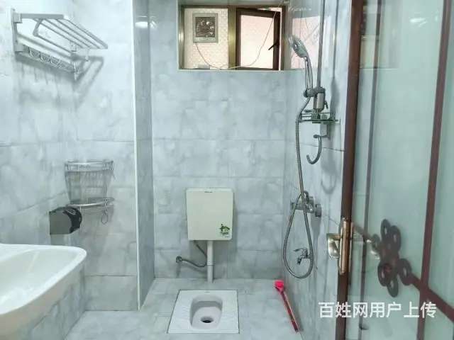 学校公园旁全新精装3房2厅2卫拎包入住 - 图片 3