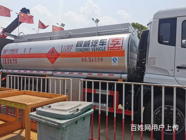 国六东风10吨油罐车，包上牌可分期，让您购车无忧 - 图片 2