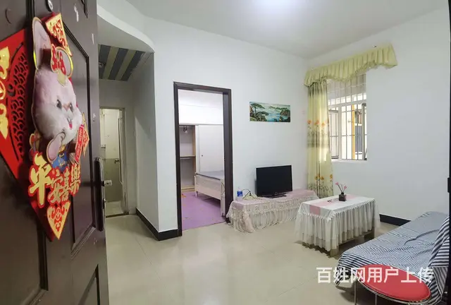 拱北关口都市广场电梯一房一厅出租，租价2000，近关口 - 图片 1