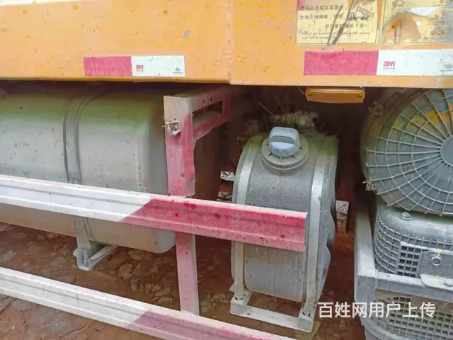 国五6米2大厢德龙F3000后八轮自卸375马力 - 图片 8