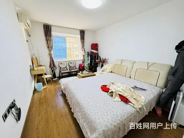 南湖路 碧沙湖旁 小区自住精装三房 可拎包入住 低 - 图片 4