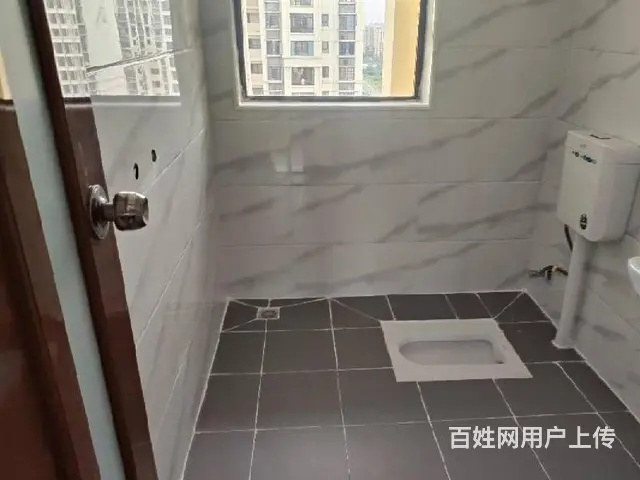 出售中交新琼雅苑4房 - 图片 4
