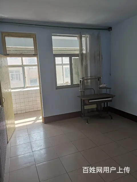 三室一厅南北通透，家具齐全，拎包入住 - 图片 4