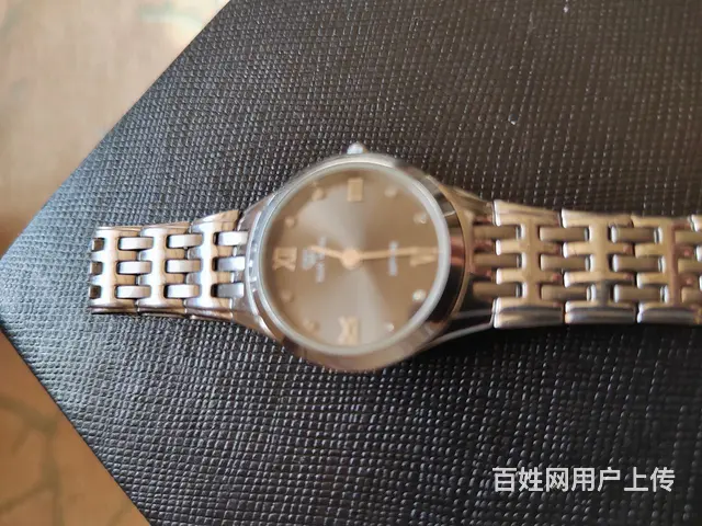 【搞定了！】全新！天王石英女士镶嵌蓝宝石手表.高諯大气腕表 - 图片 12