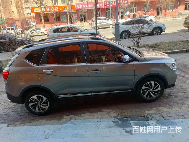 宝骏560 2017款 1.5T 双离合 尊享型5座 - 图片 4