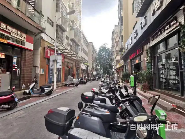 （51旺铺推荐）商品街30平铺面出租+崖城510平整栋出租 - 图片 1