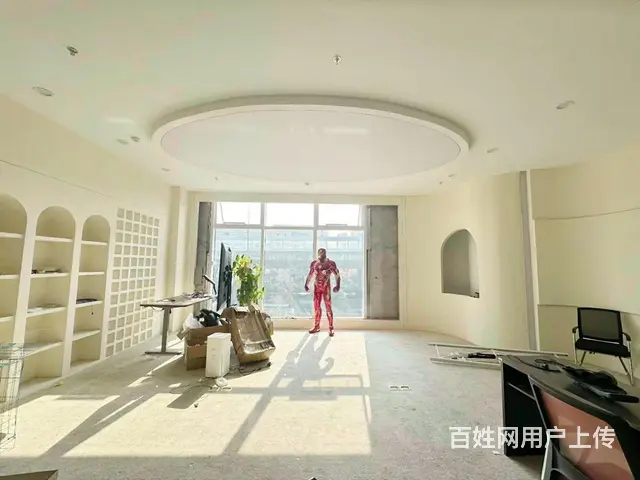 层高5米，全明落地窗直播摄影间出租，图片实拍，得房率高 - 图片 9