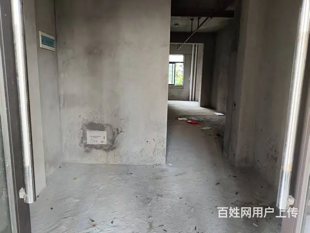 （51旺铺推荐）龙华区盐灶滨海新城97平铺面房东直租 - 图片 7