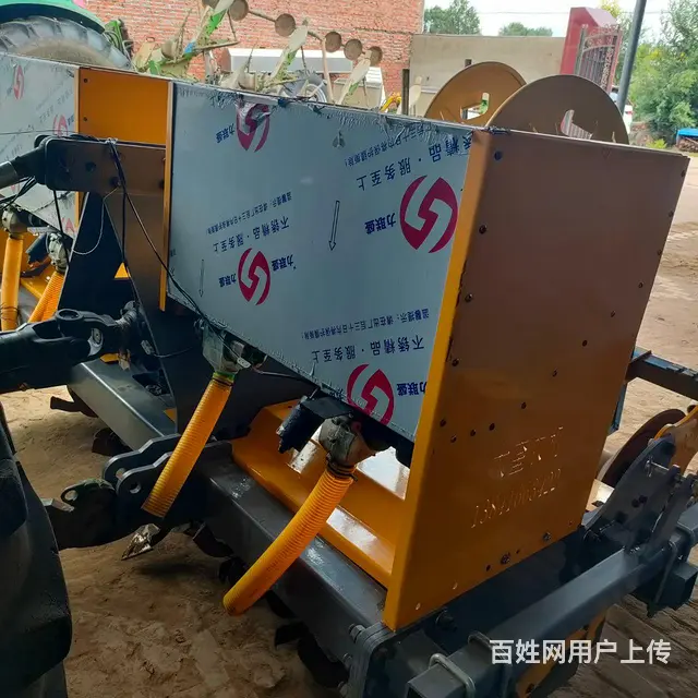 红薯起垄铺膜机，萝卜绳播机 - 图片 3