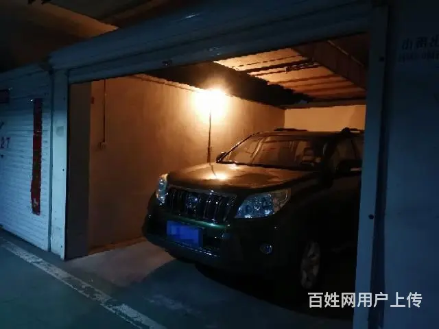 金域华庭地下车库 - 图片 1