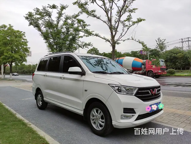 五菱 宏光 2019款 宏光S 1.5 手动 舒适型7-8座 - 图片 2