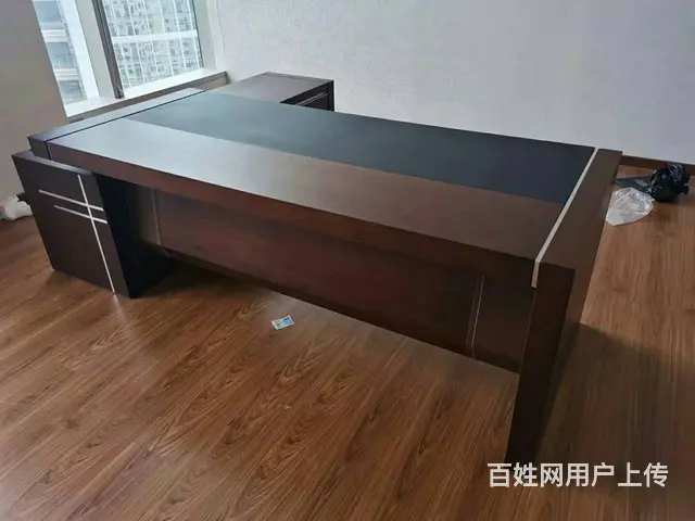 低价出售实木老板桌，员工桌椅会议桌椅沙发包送装 - 图片 8