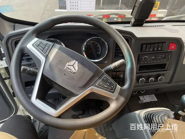 吉安8吨国六解放油罐车装油车包上户送车多少钱 - 图片 3
