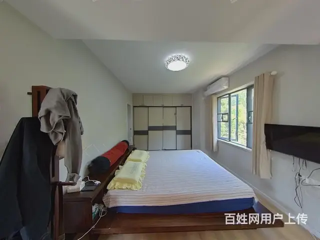 荣泰山庄 3层别墅 带私家大花园的 6房精装位置安静 - 图片 12