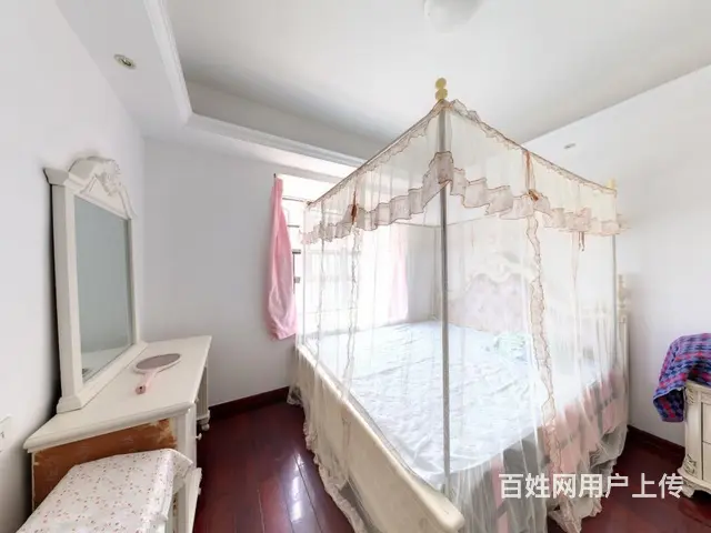 满五朝南精装大两房带入户花园方正实用户型靓， - 图片 4