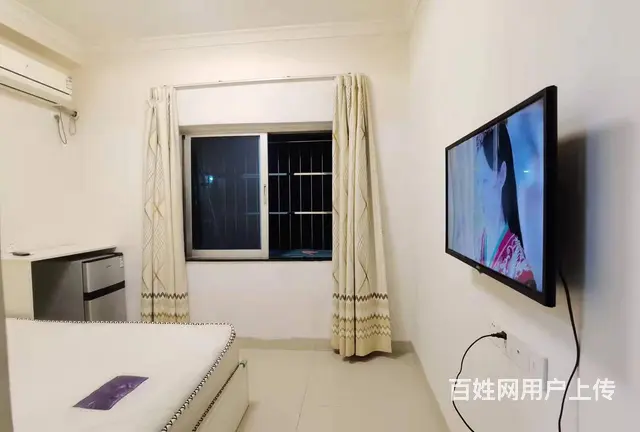 拱北关口迎宾广场电梯精装公寓出租，租价1400，近关口 - 图片 1