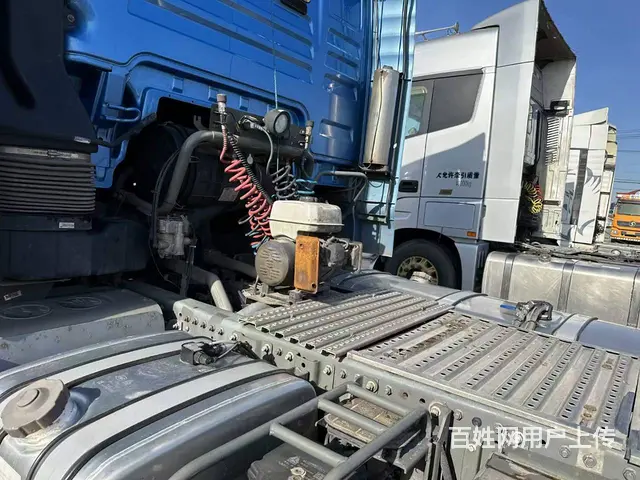重汽汕德卡 牵引车 国5 - 图片 4