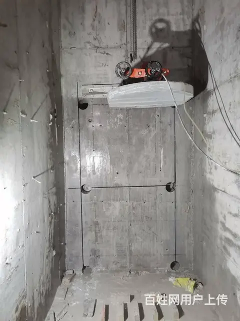 园区娄葑拆旧砸墙 地面破碎 飘窗切割 横梁切割打孔 - 图片 1