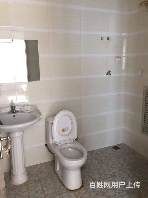 威海高区昌鸿小区E区 普通住宅1厅 精装修 - 图片 5
