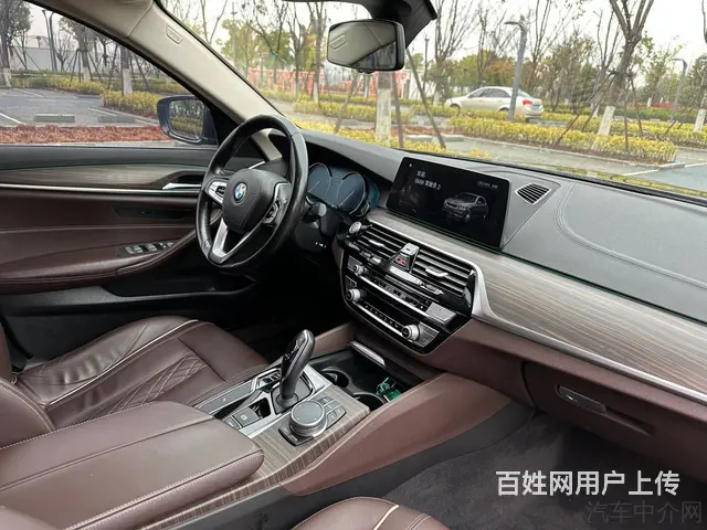 宝马5系 2018款 530Li 2.0T 手自一体 尊享型 - 图片 4