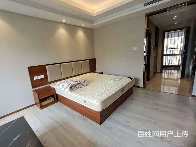 前山 铂瑞湾 沿河景观,采光充足 一线前山河景 拎包入住 - 图片 3