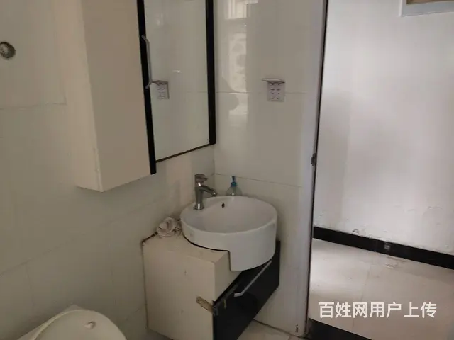 快速通道旁一楼二室一厅简单装修拎包即住 - 图片 7