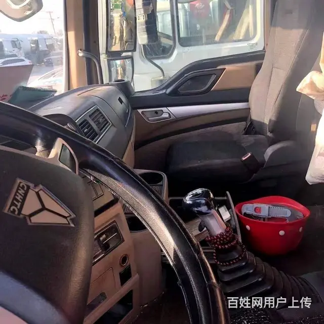 17年轻量化二手豪沃搅拌车 大14方 前四后八 - 图片 6