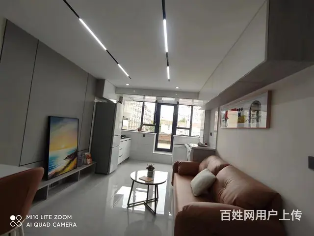 急售艳粉3楼南北43 精装修露台30平家电全价额美丽---- - 图片 3