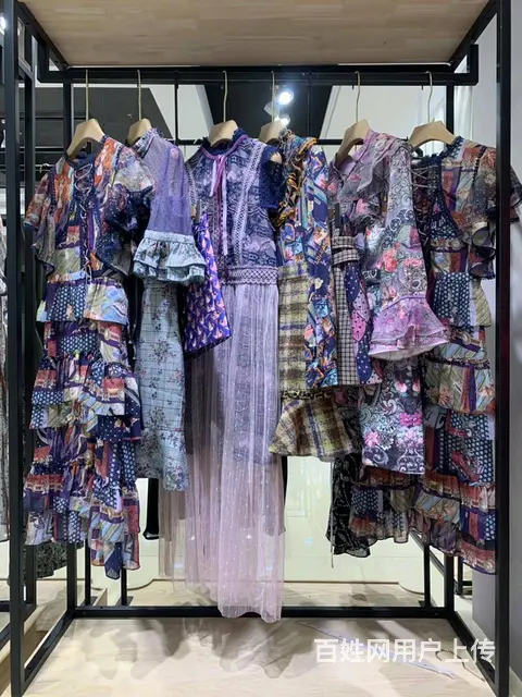 高档时尚品牌女装大牌尾货走份批发货源 我爱露露 - 图片 5