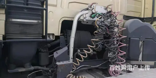 进口沃尔沃FH牵引车头，540马力，无事故，包过户 - 图片 6