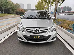 北汽绅宝E130