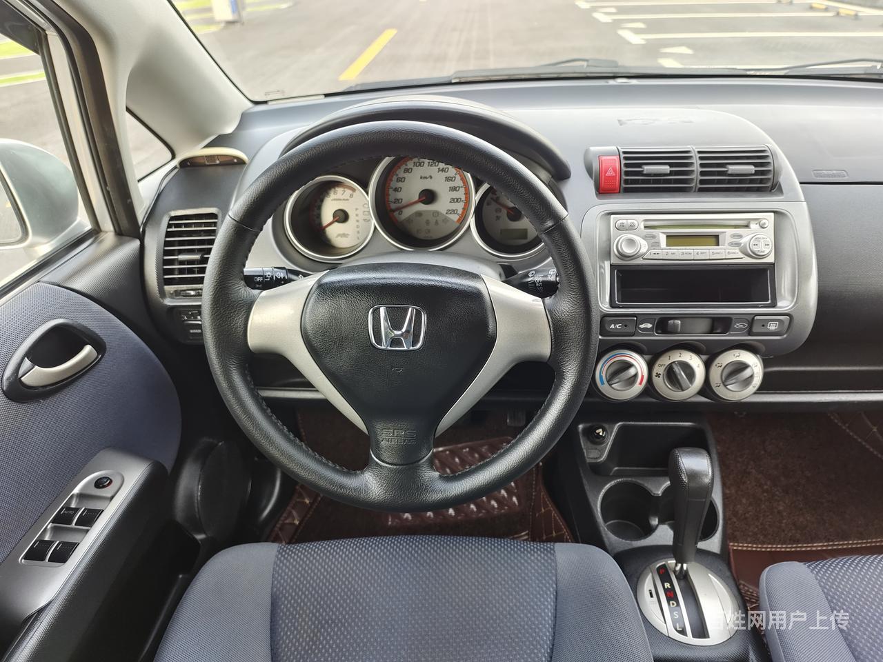 38万转05款本田飞度1.5两厢自动波豪华版