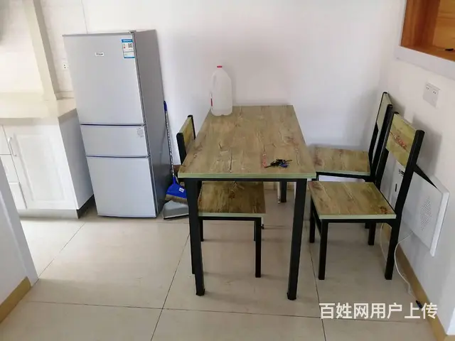 香江花园 普通住宅2厅 精装修 - 图片 2