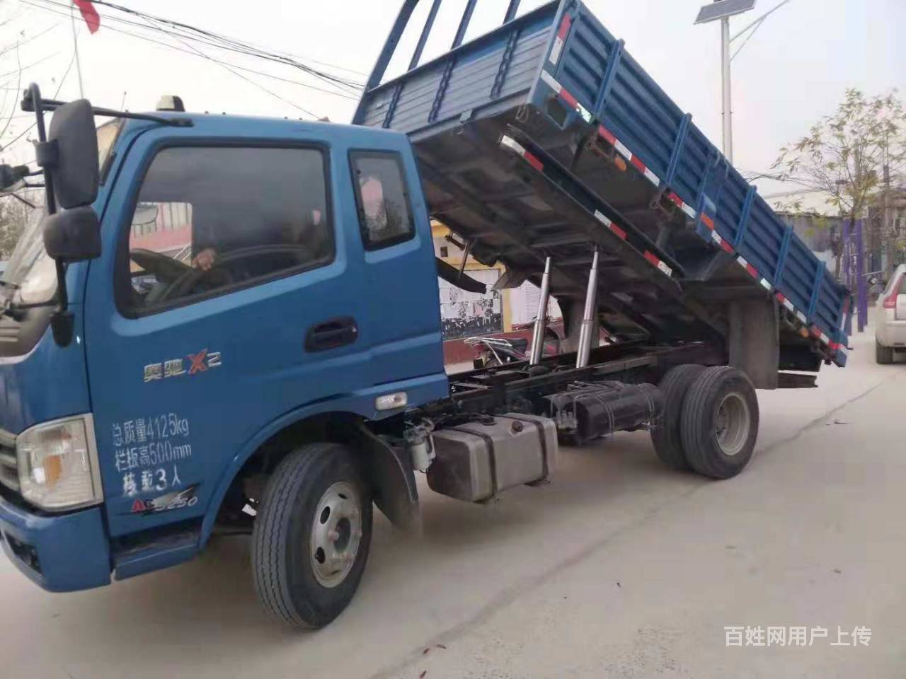 转让各种品牌 二手六轮小货车 车况都很好