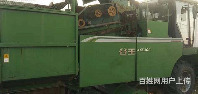 出售2014谷王玉米收割机的图片