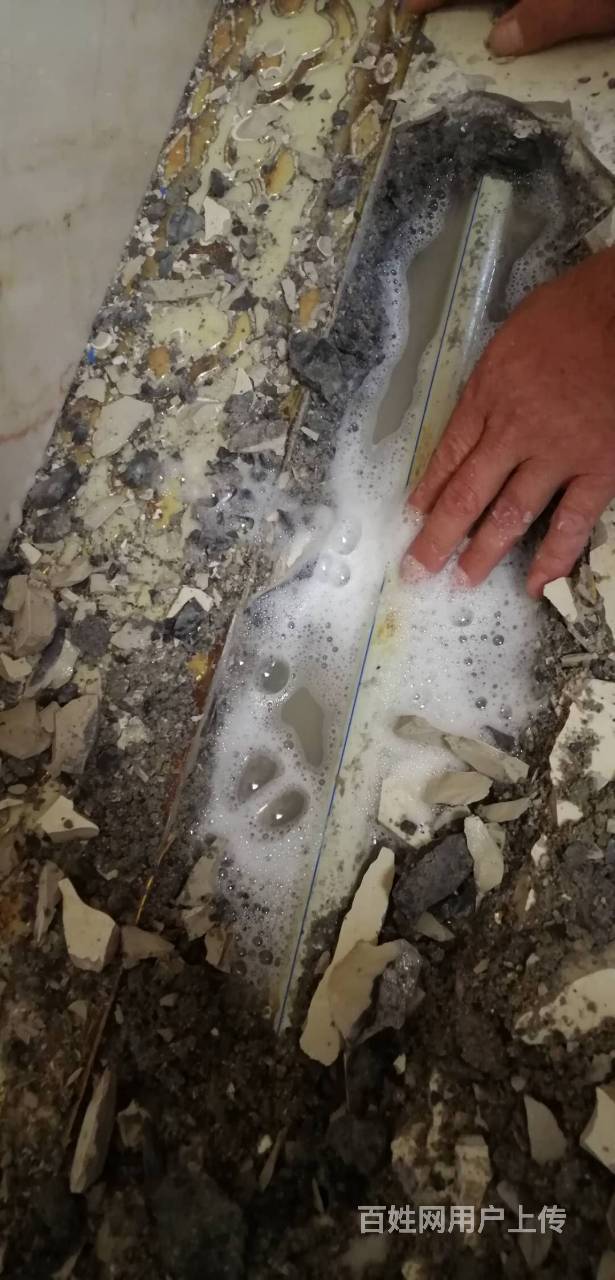 广州房屋墙内水管渗漏电话海珠住户厨房渗漏检查漏点