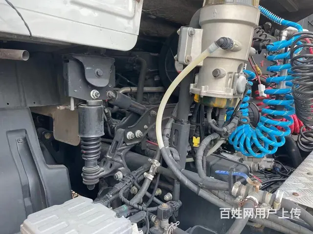 20年6月东风天龙 旗舰560马力手动挡带液缓 - 图片 6