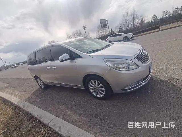 别克GL8 2011款 GL8 豪华商务车 3.0 手自一体 - 图片 2