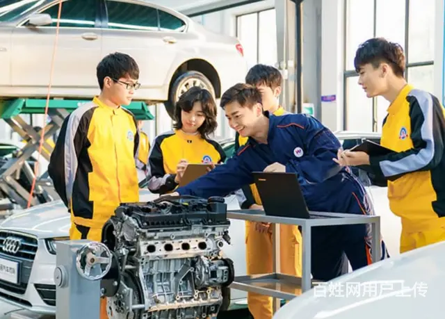 乌鲁木齐市万通技工学校招生中 - 图片