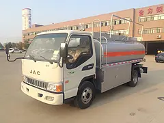 5吨油罐车加油车低价卖