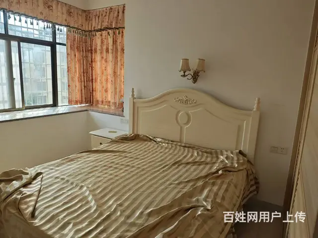 上高盛荣滨江精装修三房带两相通的车库可住人商品房满五年可按揭 - 图片 5