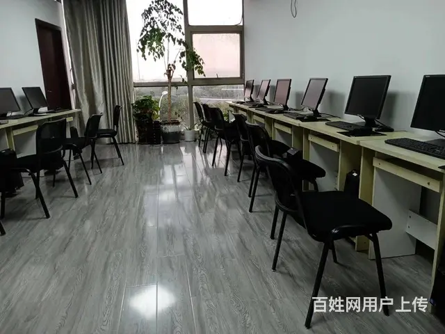 新区广告设计师培训在哪里上课 平面设计适合的岗位 - 图片