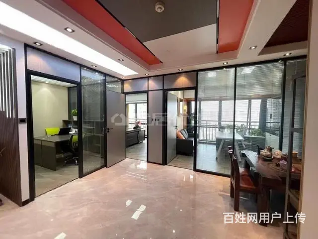 稀有豪华装修室，带全套家具出租，31格局 - 图片 5