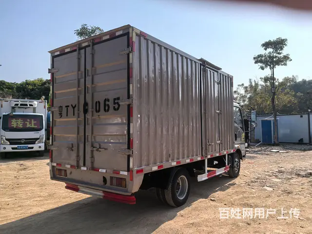 14年重汽豪沃 厢式货车 国4 - 图片 4