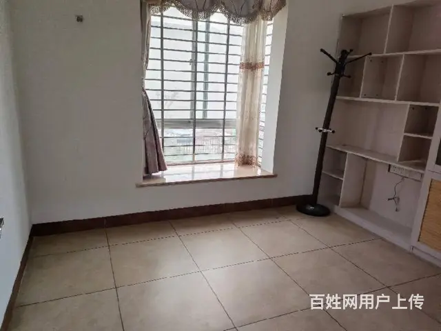 海垦路商圈     三叶名豪4房 - 图片 9