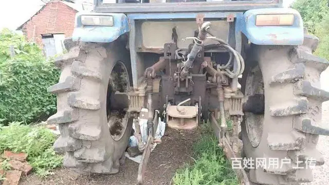704换的90马力东方红，带1.9米-3.6米拖车 - 图片 2